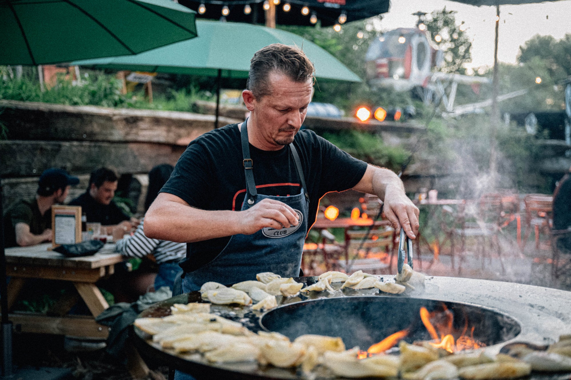 BBQ Box OFYR Edition – Waar vuur, tijd en vakmanschap samenkomen